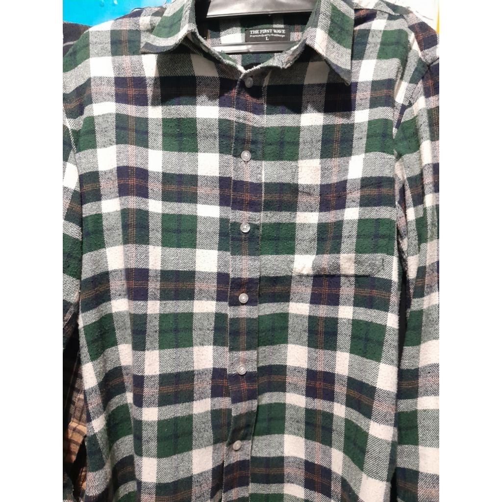 Kemeja flanel vintage uniqlo second fresh