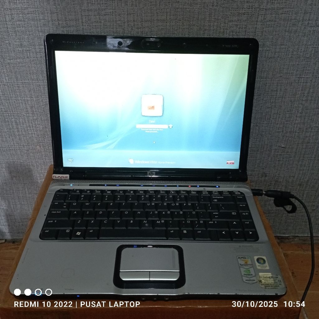 Laptop Hp pavilion dv2000 HSTNN-W20C AMD Ram2gb HDD250 Mesin Hidup minus kekunci akun harus intal wi