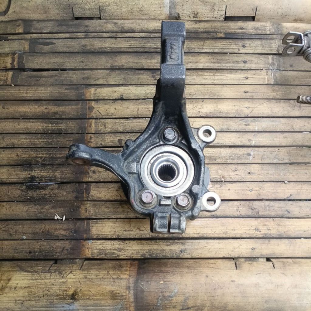 Knuckle/as main grand livina (kiri)