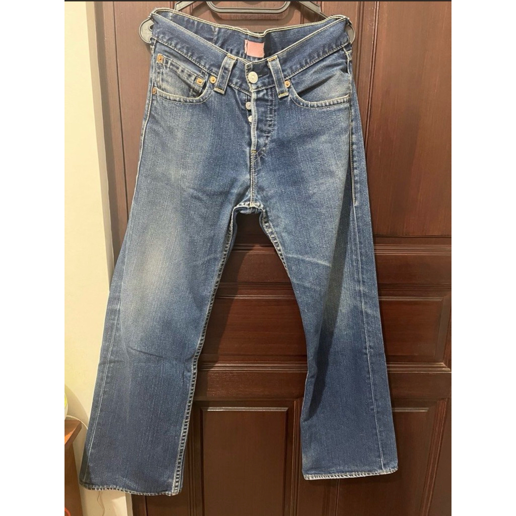 Vintage Fading Levis