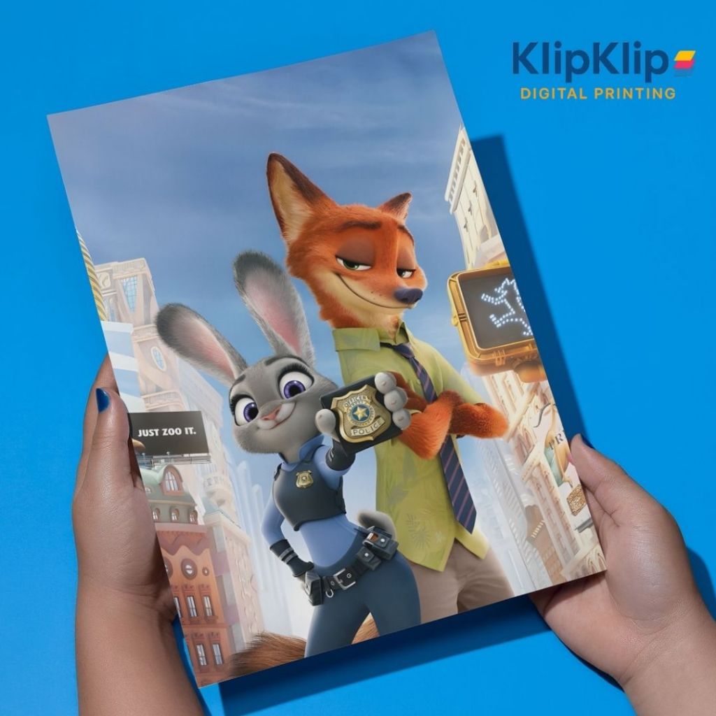 Poster Disney Zootopia 20x30cm Frame Kayu Dekorasi Kamar Aesthetic Wall Art Hewan Film Animasi - KK 