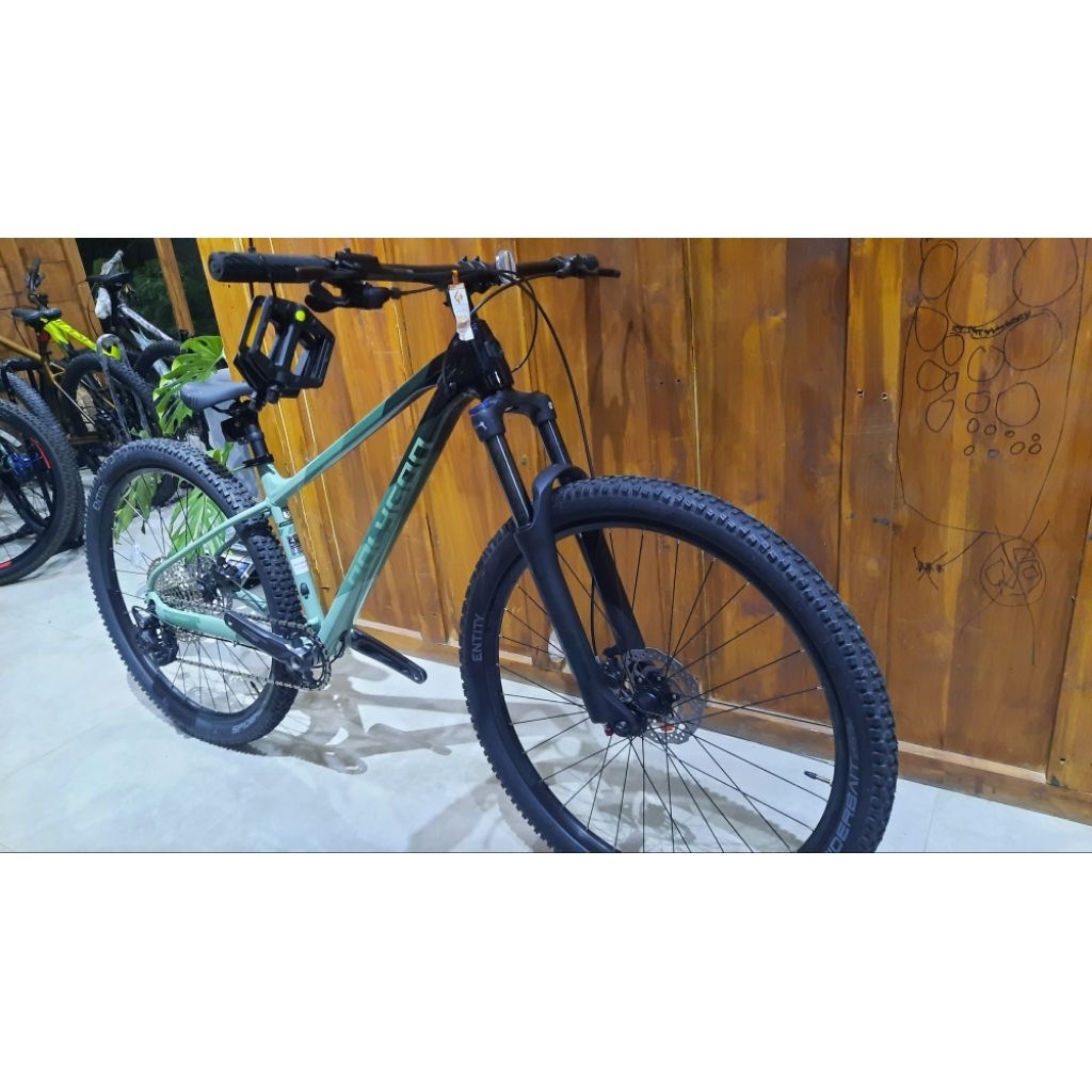 Sepeda Polygon Xtrada 6 tahun 2024 baru