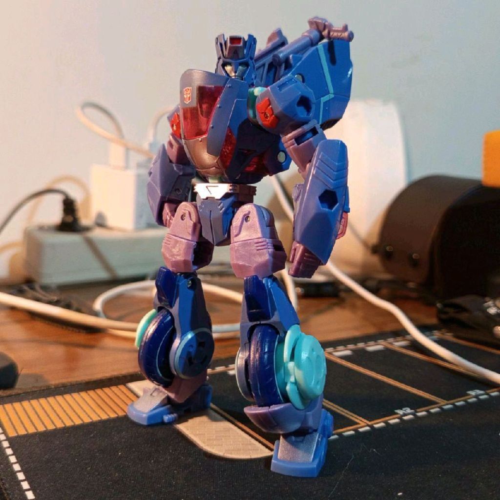 Transformers Generations Legacy United Deluxe Class Cyberverse Universe Autobot Chromia Hasbro Takar