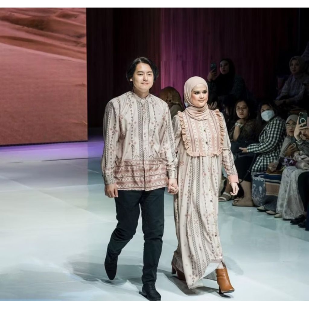 ZASKIA SUNGKAR JEHNA DRESS UKURAN M PRELOVED