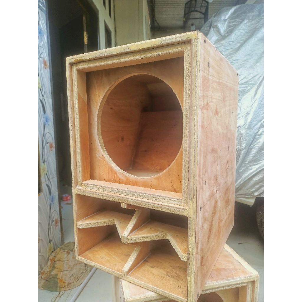 Box sub CBS Nogosari 10 inch 15ml