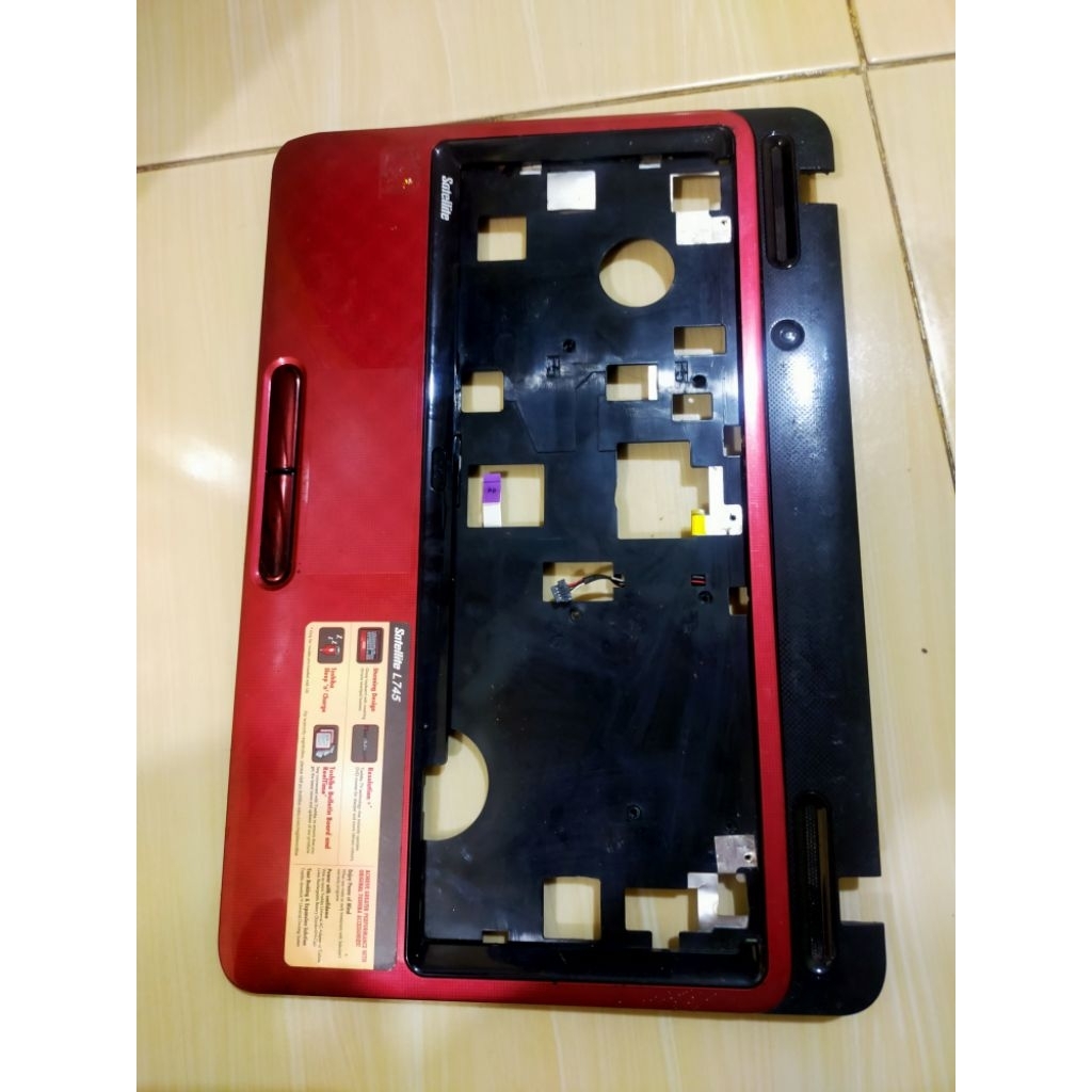 casing palmrest laptop Toshiba satelite L745 series