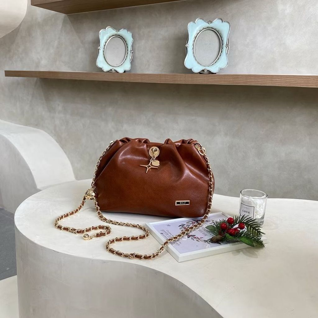 Enji Jimi Sling bag chochochip