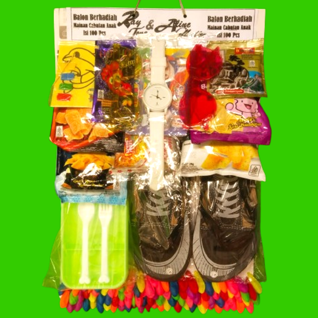 Pasangan Lotre Jajan Berhadiah Sandal Jam Kacamata Tempat Makan Isi 100 Balon