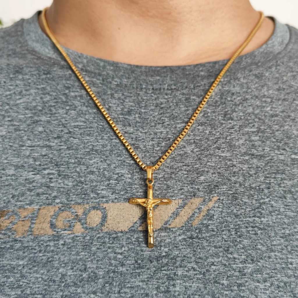 KALUNG TITANIUM GOLD RANTAI ITALY BANDUL SALIB / KALUNG PRIA WANITA