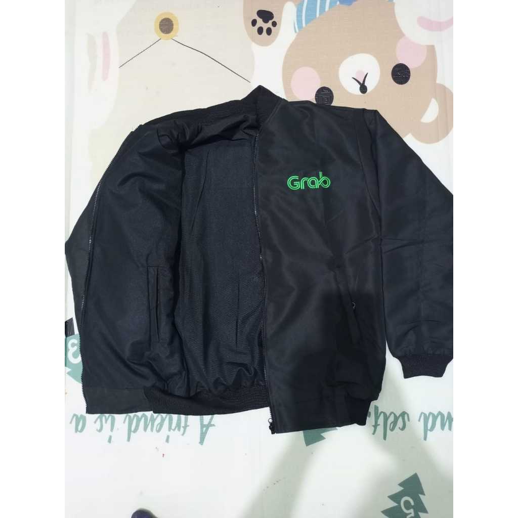 JAKET GRAB HITAM BOLAK BALIK POLOS HITAM GAK CEPET KOTOR