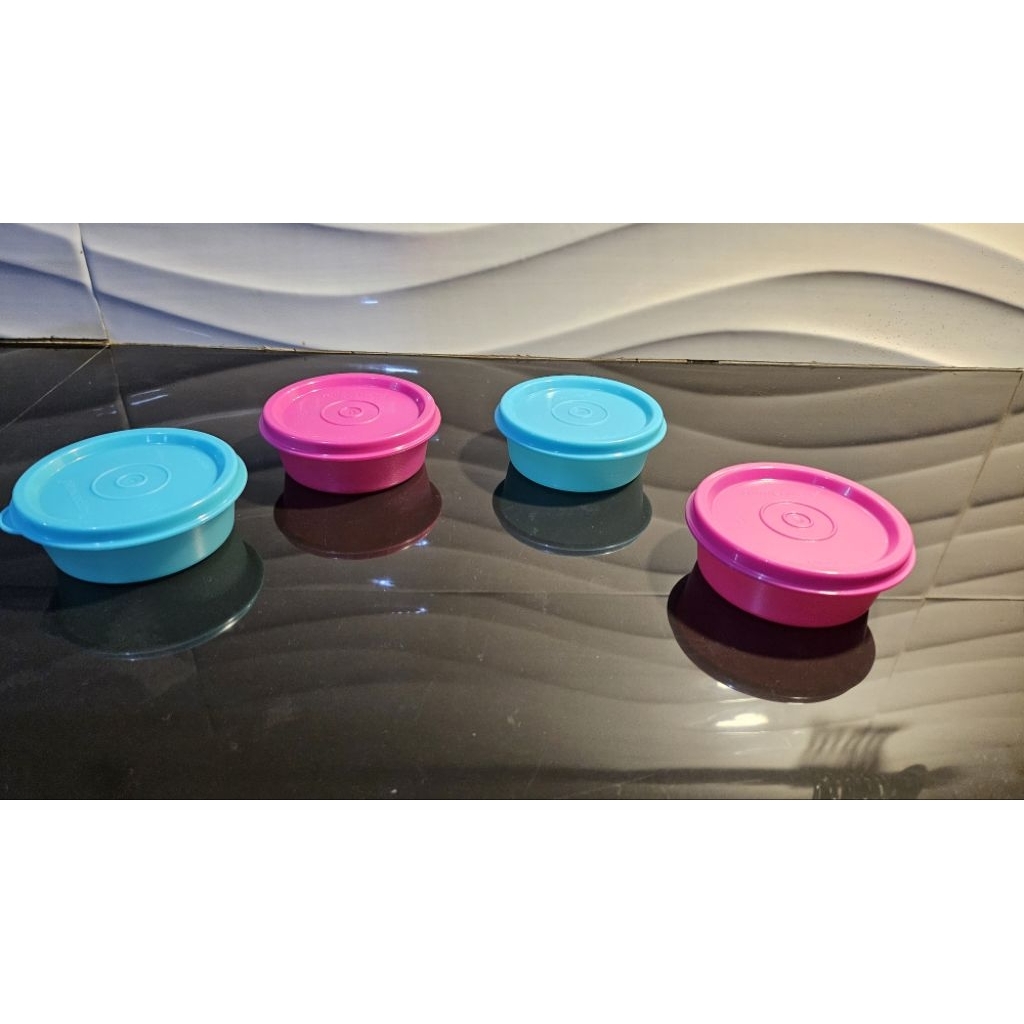 mini bowl pink/blue tupperware