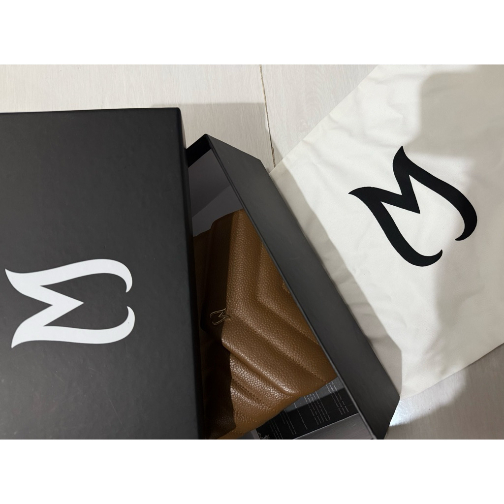 Tas Preloved Mooij / Mooij.id