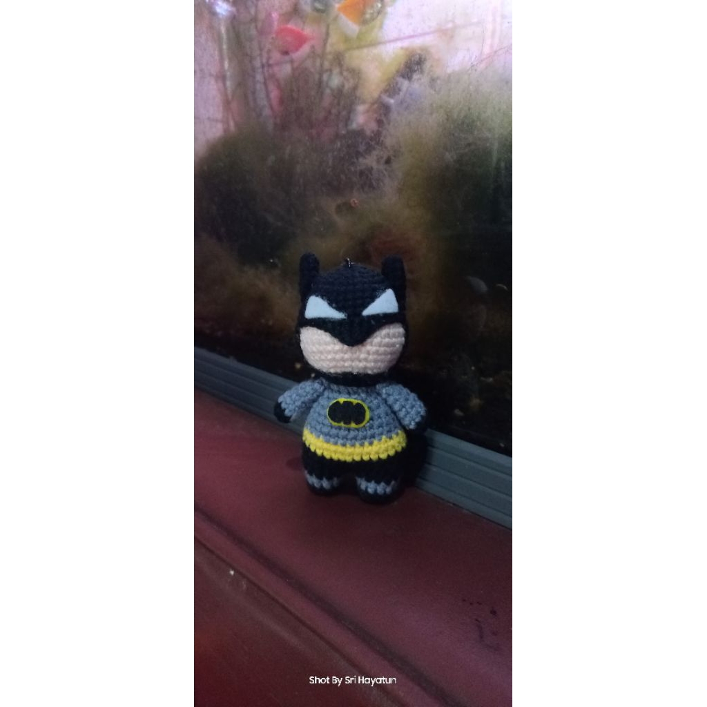 Amigurumi Batman | Boneka Batman | Boneka Rajut Batman | Gantungan Kunci Rajut | Gantungan Kunci Bon
