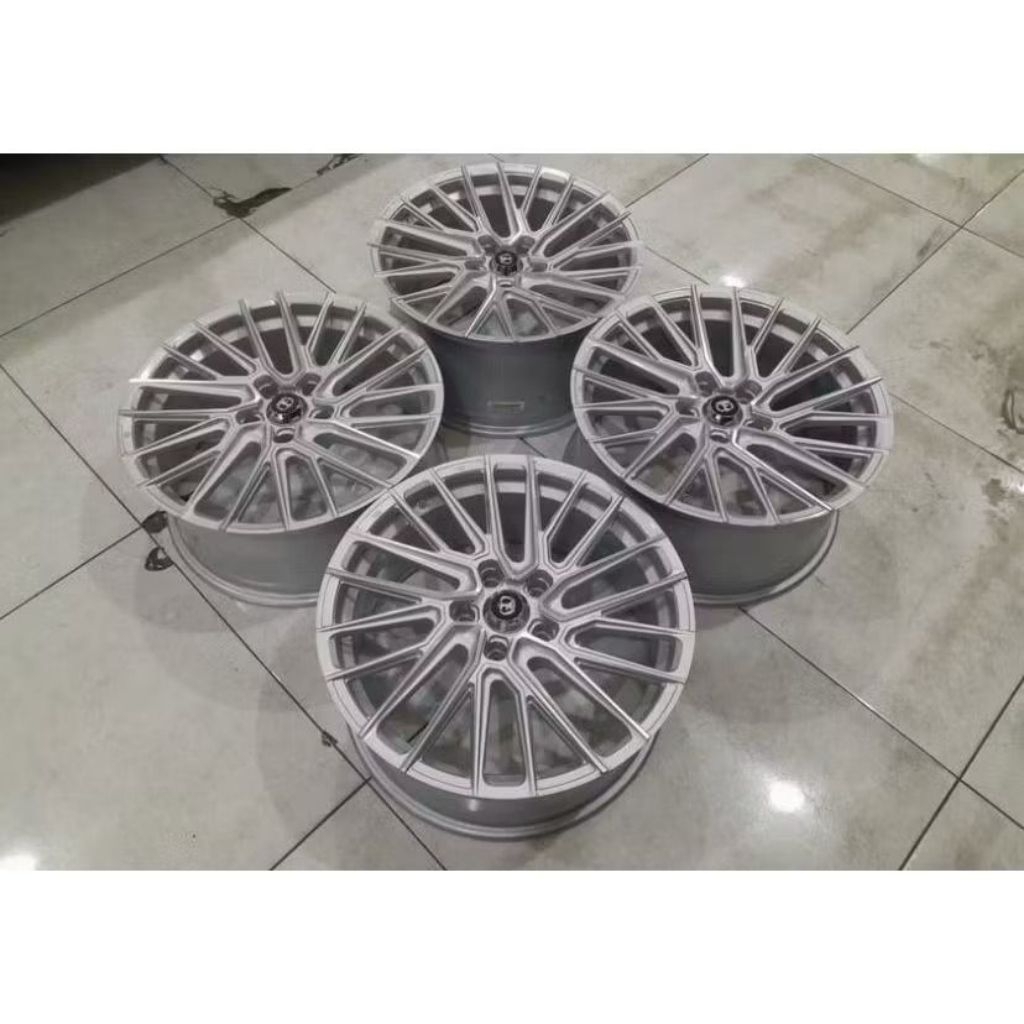 Velg Mobil Second GIO Ring 18 Baud 5x114,3 Et40 Xpander Inova Hrv Crv Terios Rush