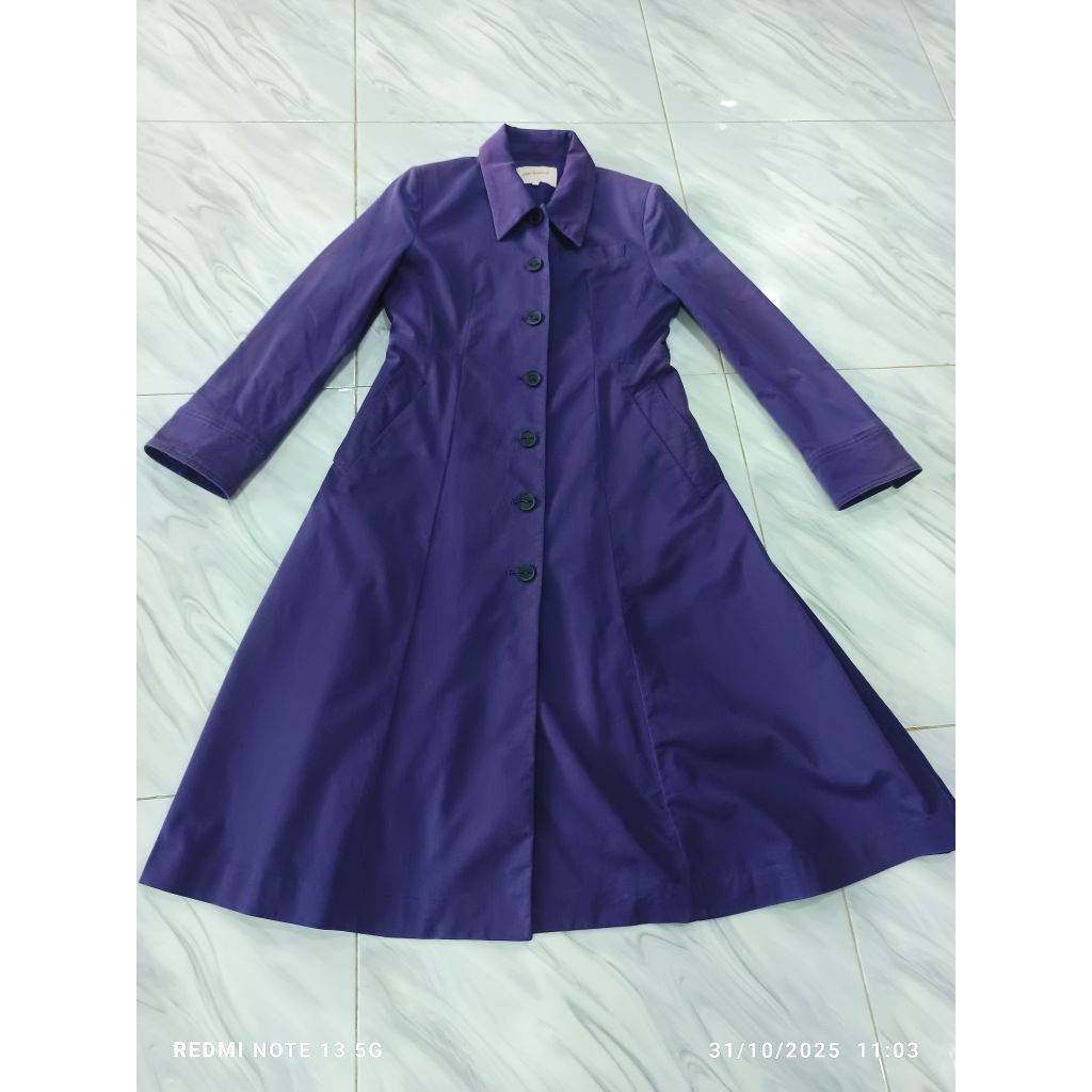 Long Coat Kombinasi Brukat Bawah Megar Kancing Sebaris