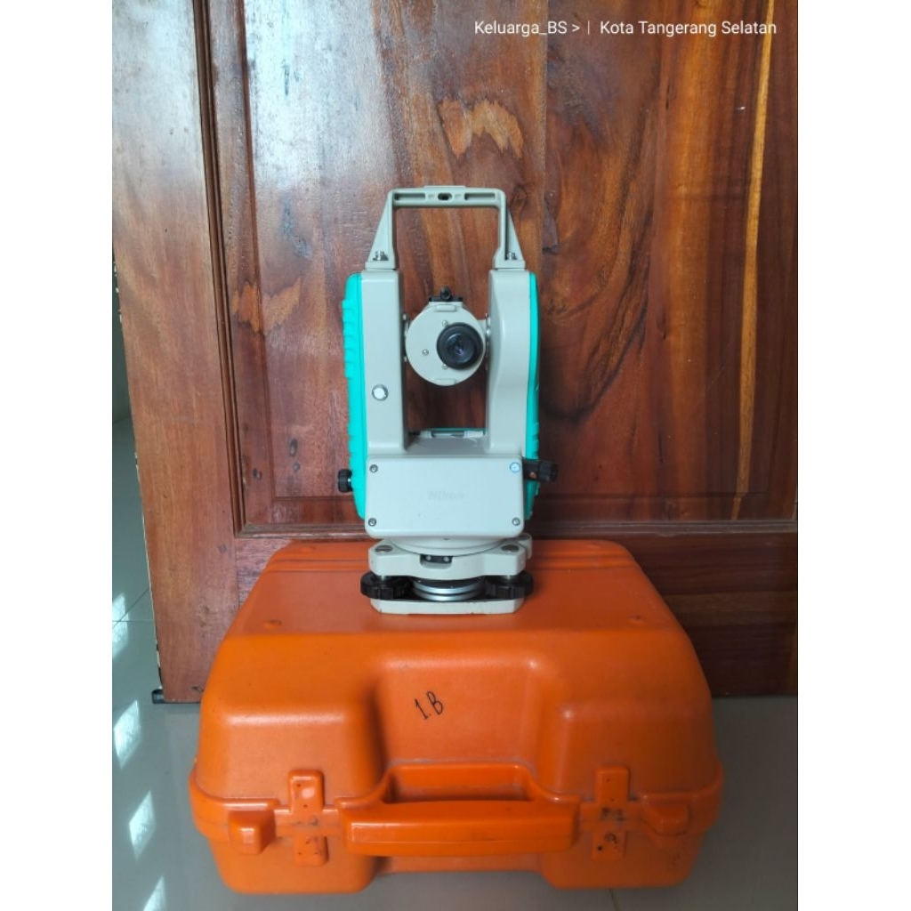Digital Theodolite Nikon NE-100 Bekas lengkap