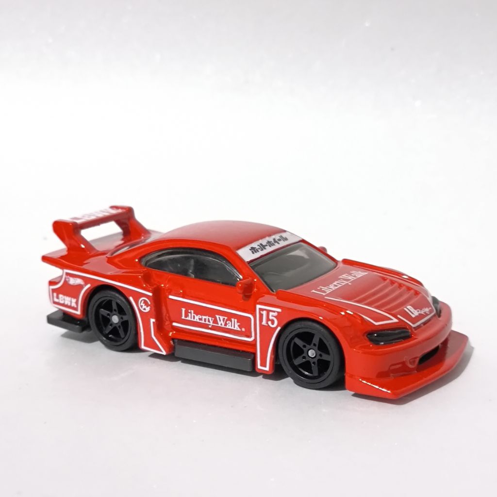 Hot wheels Nissan Silhouette S15 LBWK merah custom