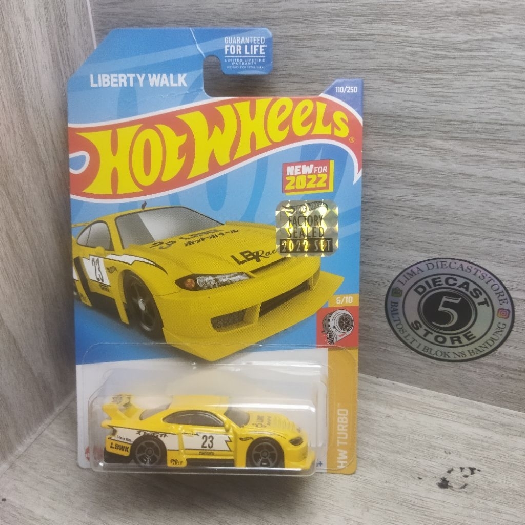 hotwheels factory sealed 2022 lb silhouette nissan silvia s15 kuning