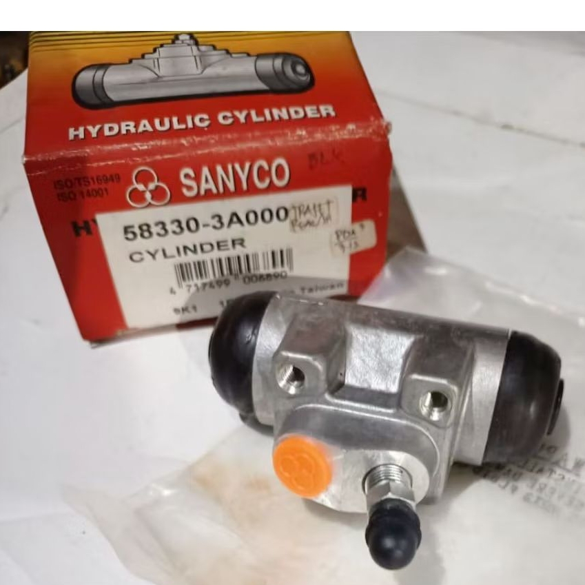 master rem belakang kiri hyundai trajet