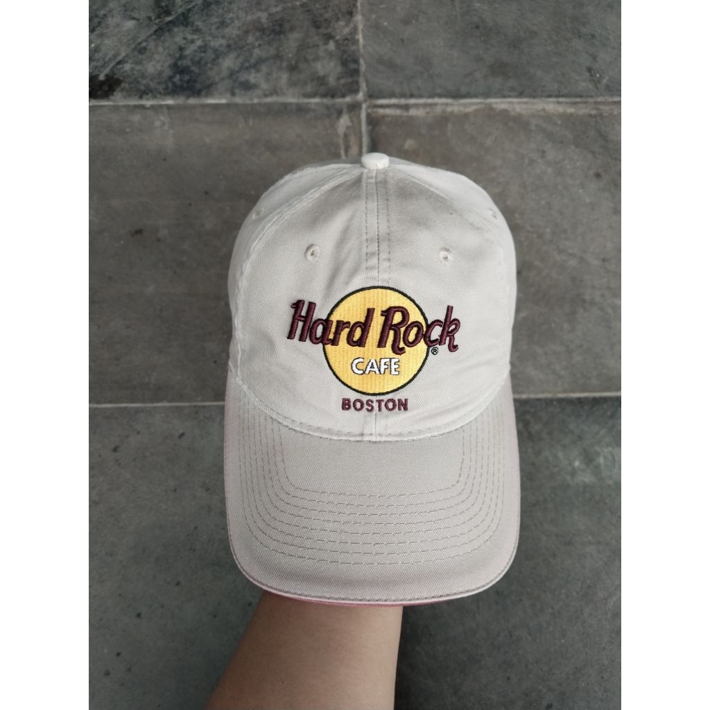 Topi Hard Rock Boston