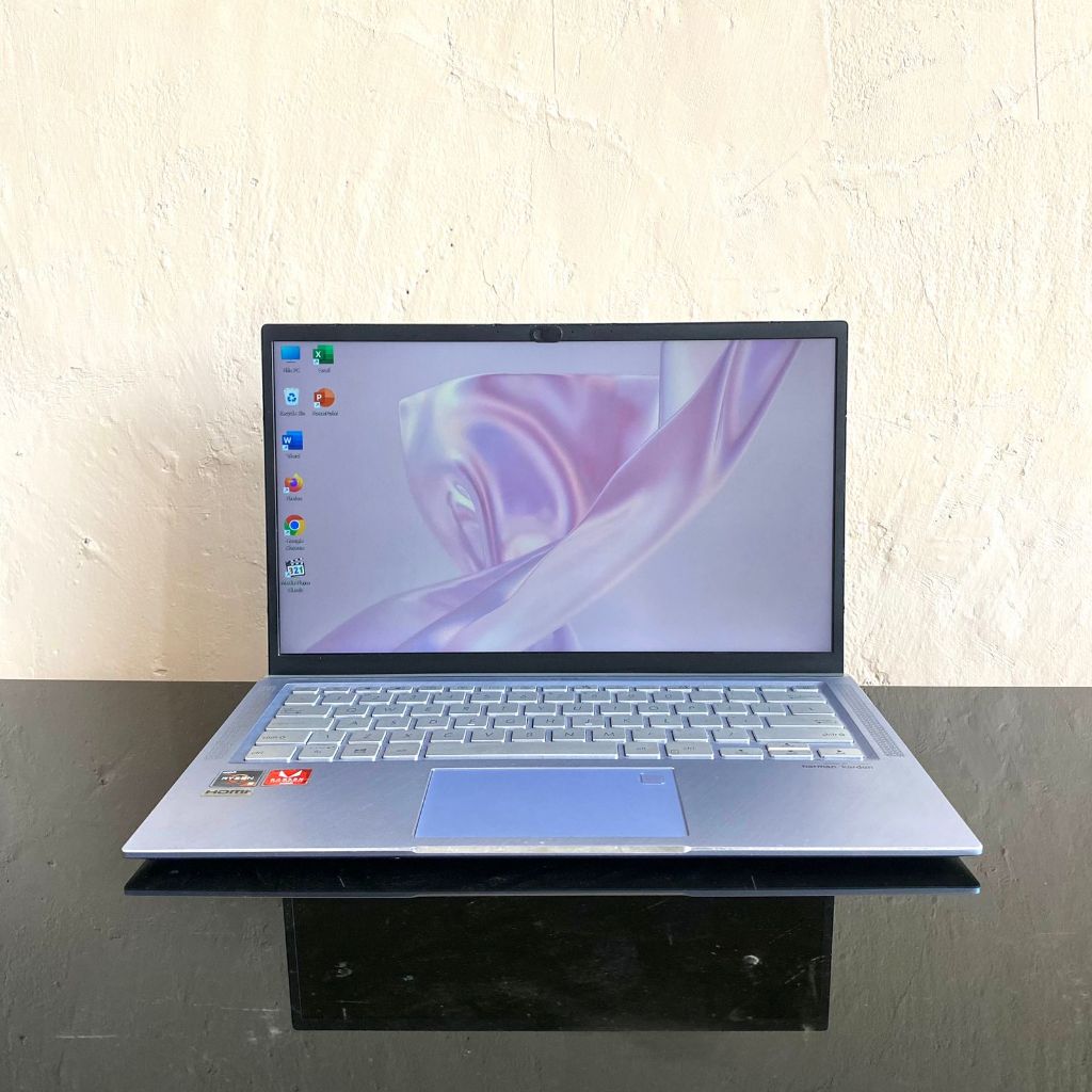 Laptop Second Asus Zenbook UX431DA Amd Ryzen 5-3500U Ram 8Gb Ssd 512Gb