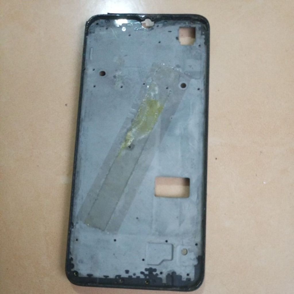 prame tatakan lcd oppo f9 ori copotan