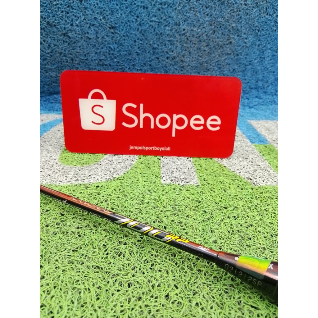 RAKET BADMINTON YONEX NANORAY 700 RP (SUNRISE)