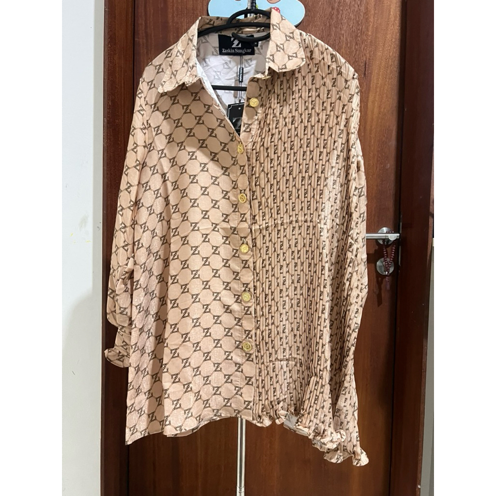 zaskia sungkar blouse/kemeja