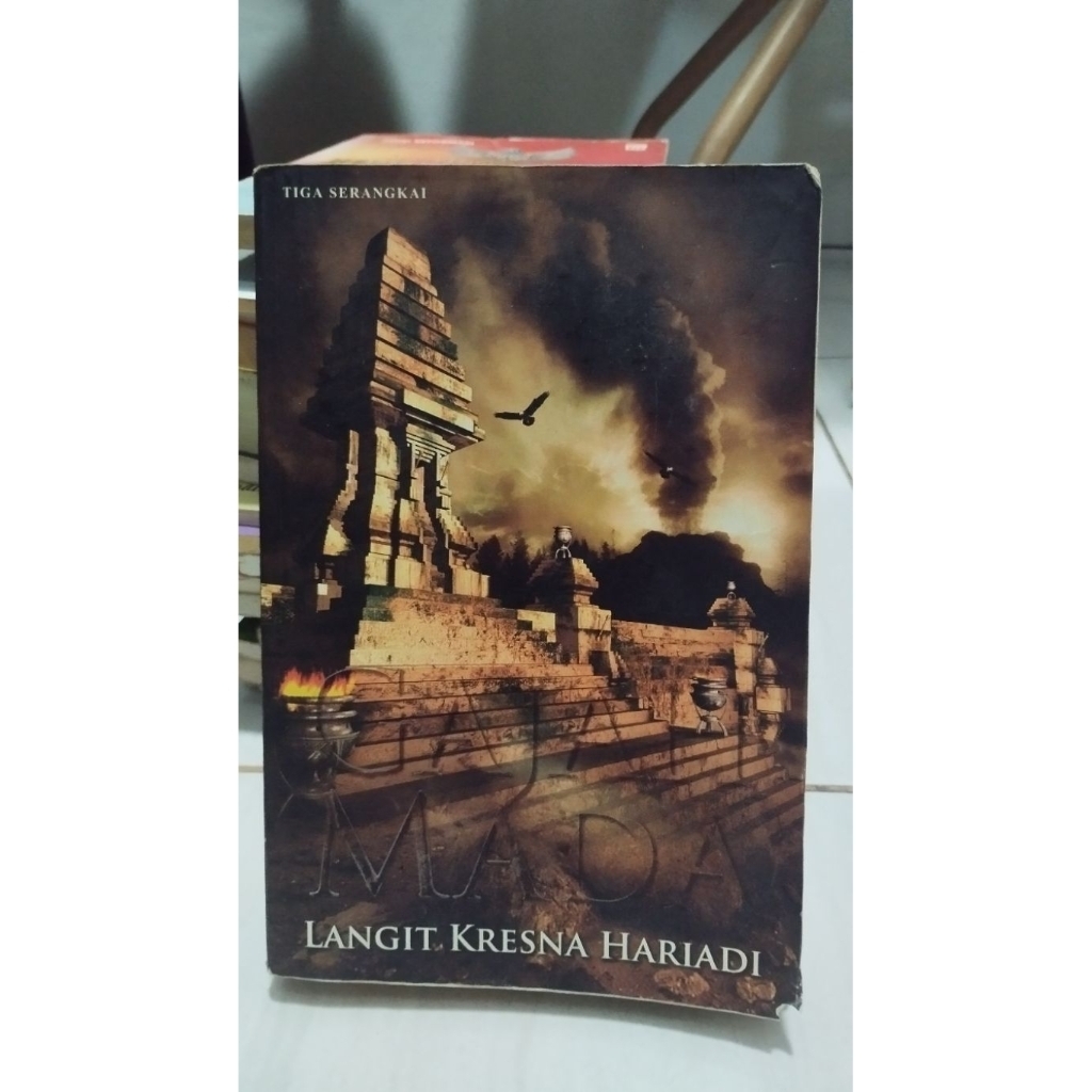 Gajah Mada, Langit Kresna Hariadi