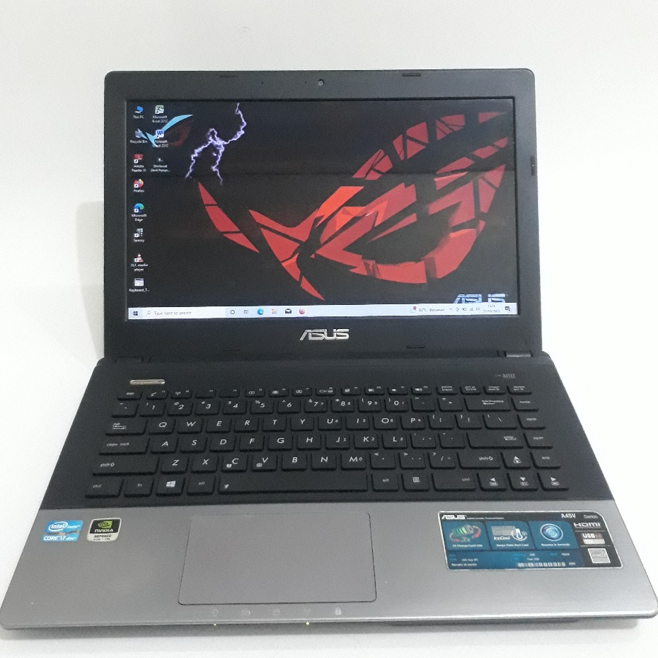 LAPTOP ASUS 8CPU CORE I7 DUAL VGA RAM 8GB SSD 512GB VDIA GEFORCE 2GB