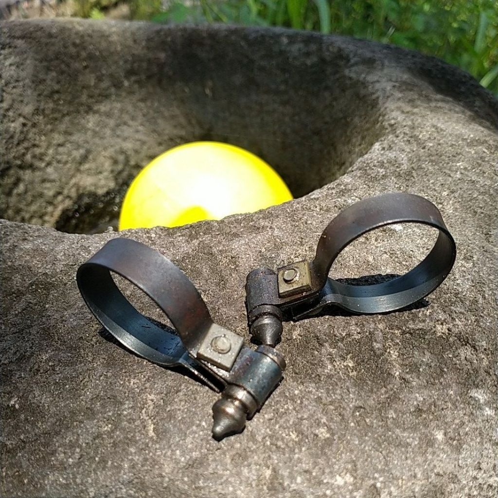 klem pompa sepeda onthel