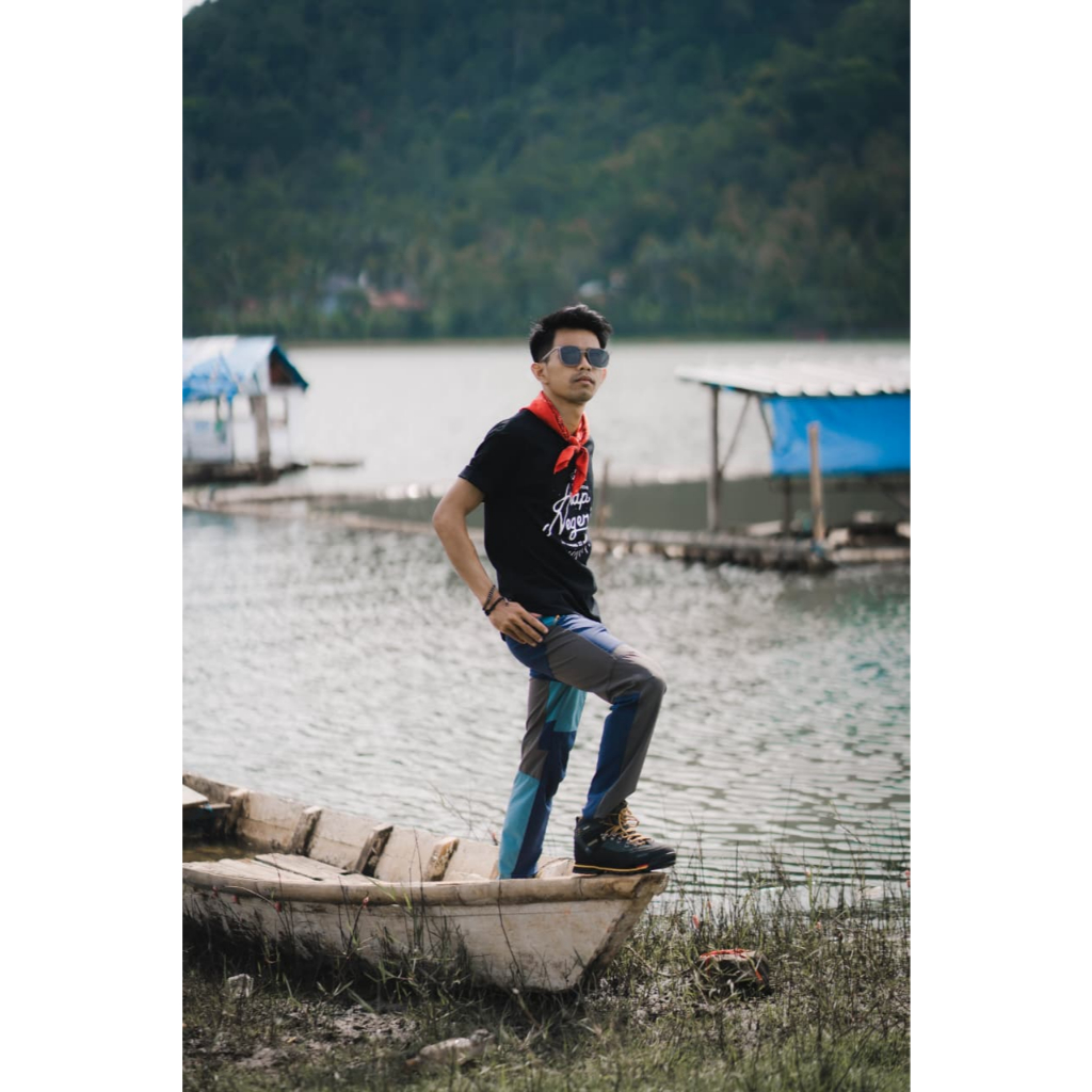 Celana Gunung Pria Outdoor Celana Hiking Quickdry