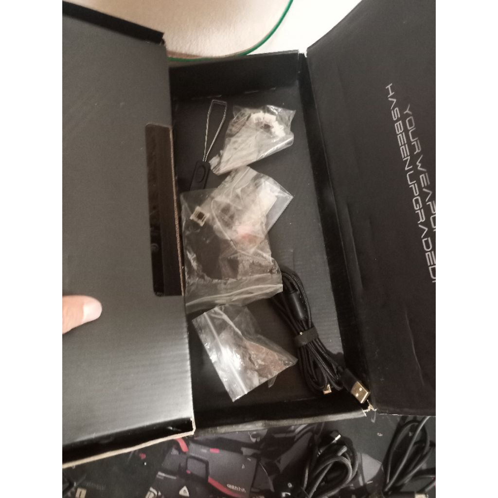 REXUS DAXA M71 CLASSIC HITAM