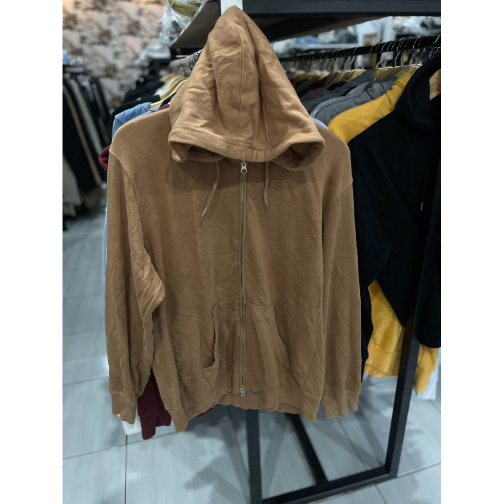 GU UNIQLO HOODIE, UNIQLO HODIE, JAKET BIKERS, HOODIE CASUAL, JAKET FASHION