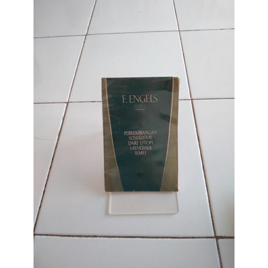 perkembangan sosialisme dari utopi menjadi ilmu