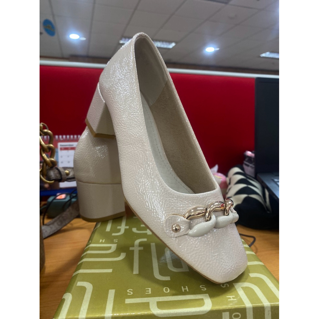 Sepatu Kerja FLD - beige