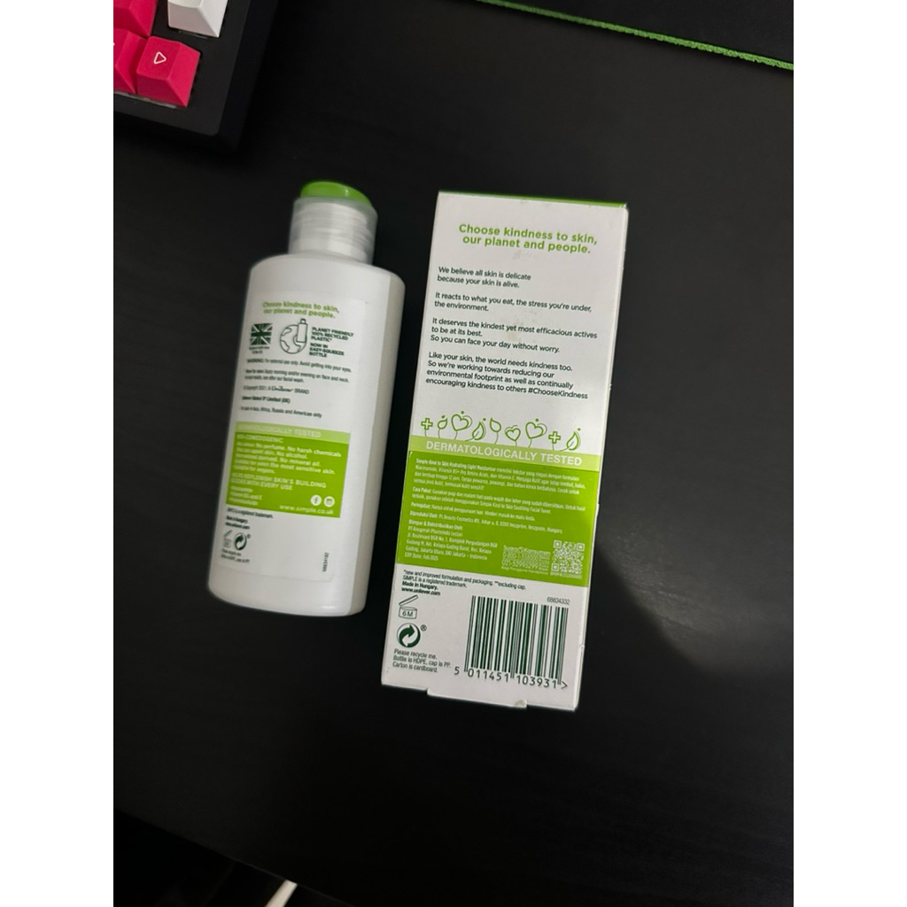 Simple Hydrating Light Moisturizer