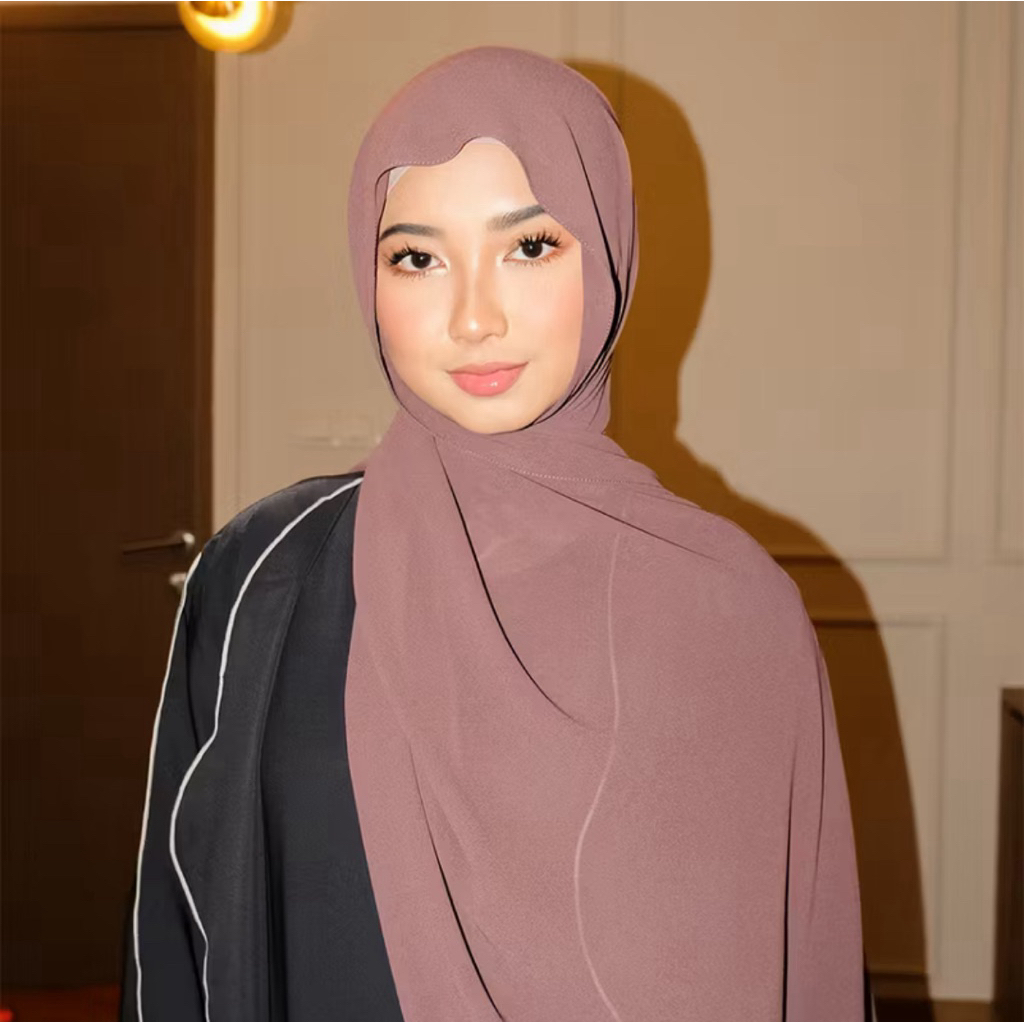 Kerudung hijab pashmina by Lozy hijab warna Dark Nude Pink - preloved