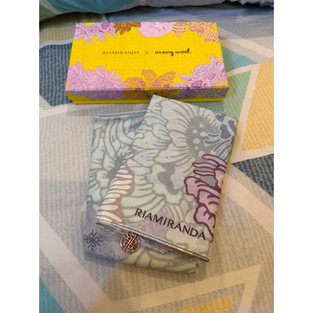 PRELOVED Jilbab segi 4 RiaMiranda - Kami.