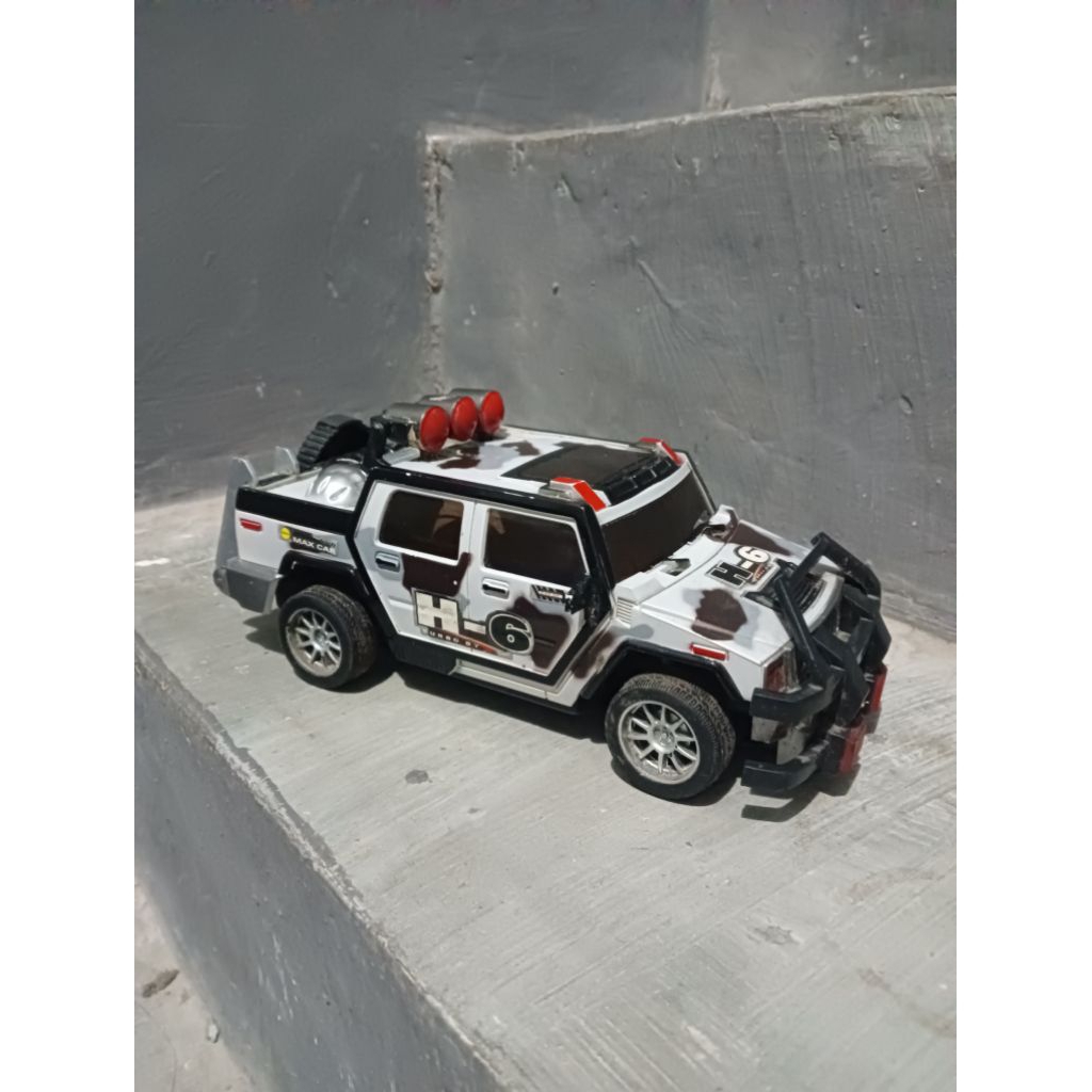 RC Hummer (Bekas)