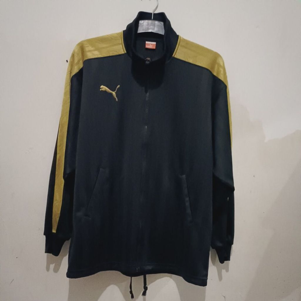 Jaket Puma