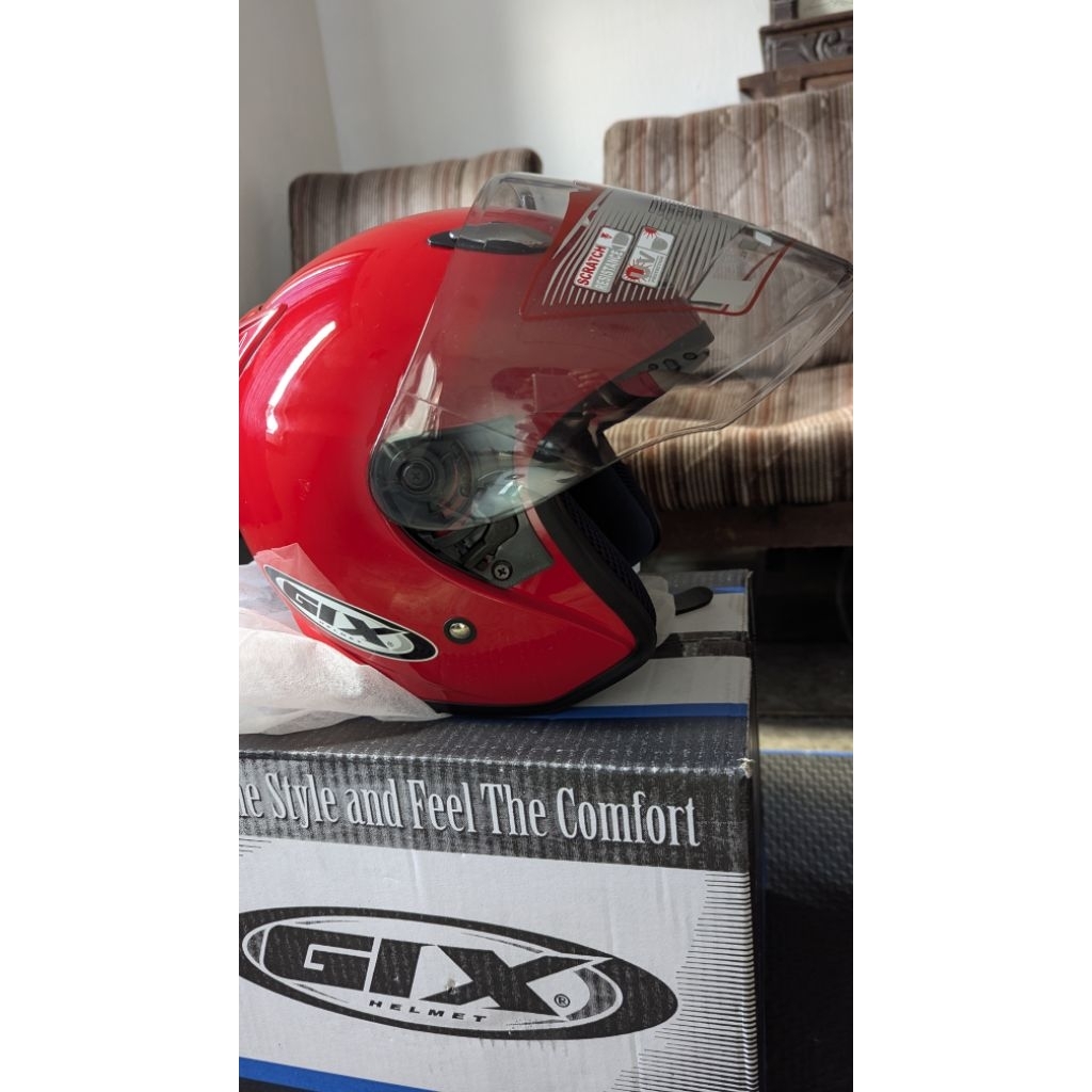 Helm GIX original bekas konten