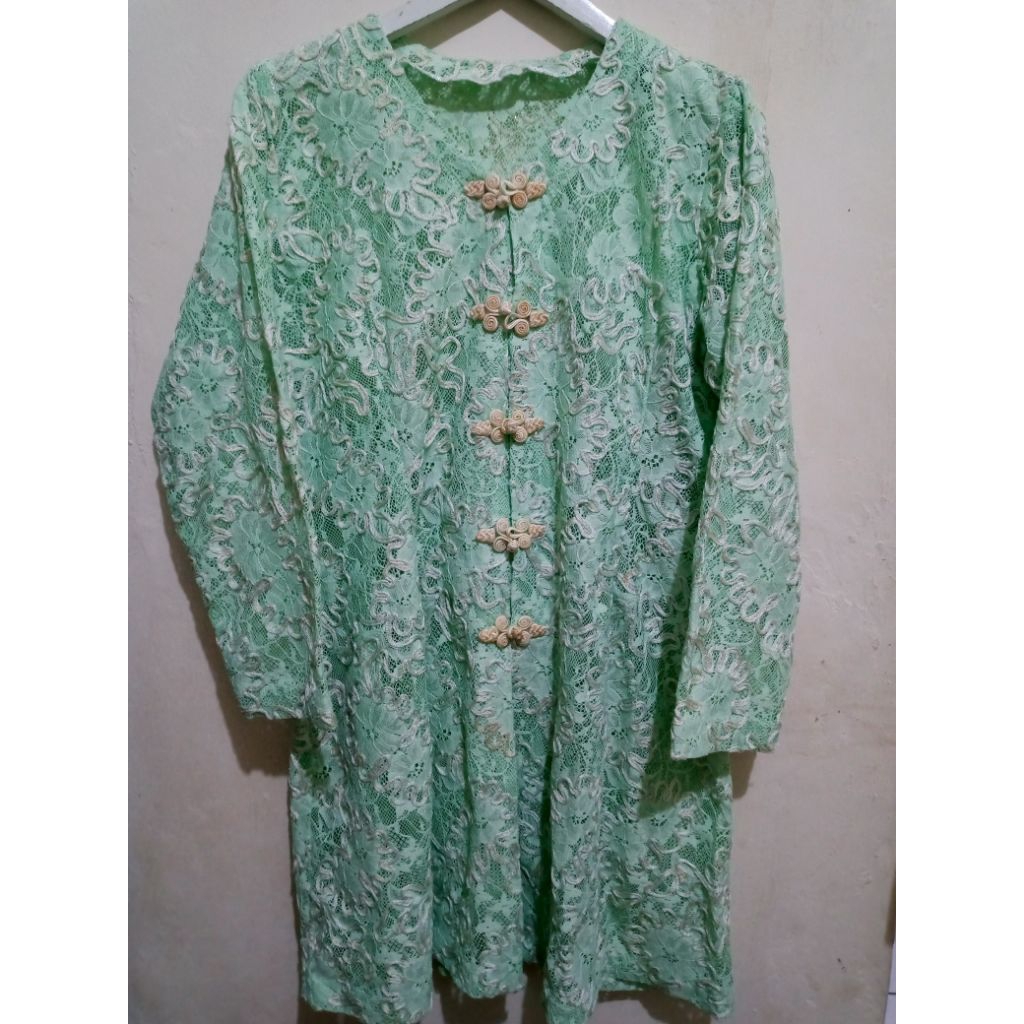 atasan kebaya/outer brokat