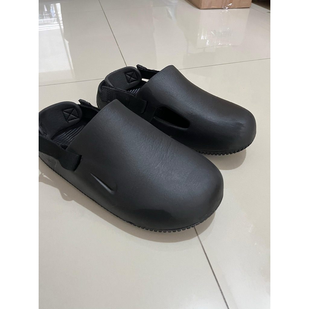 NIKE mules wanita calm - hitam size W9