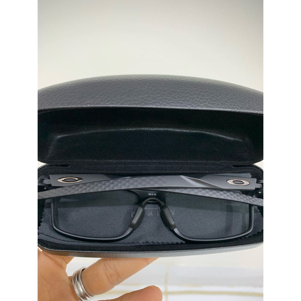 kacamata OAKLEY second brend original 100%