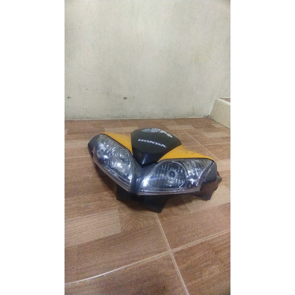 cover batok reflektor lampu depan honda blade new 110 KO7 original