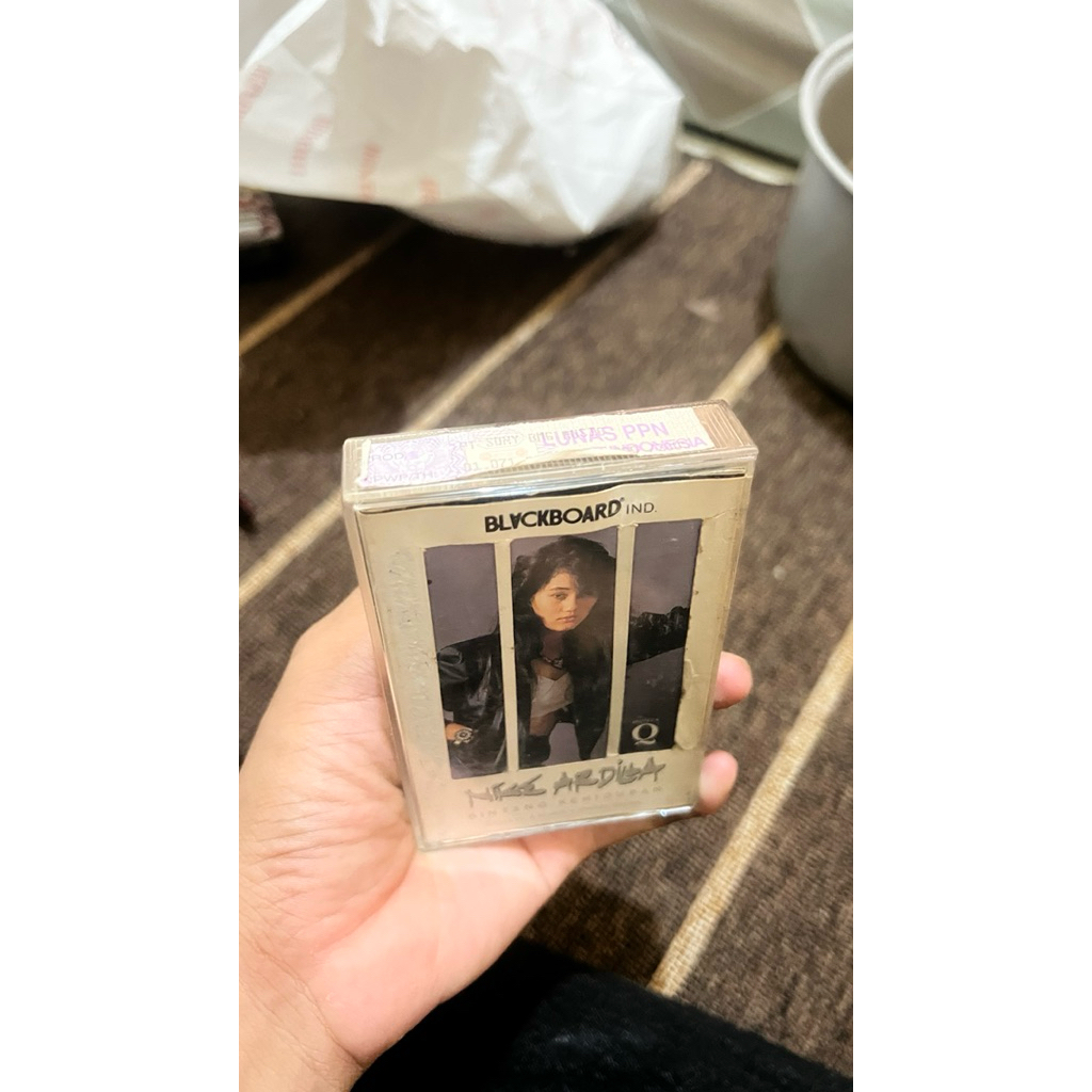 kaset pita nike ardila bintang kehidupan