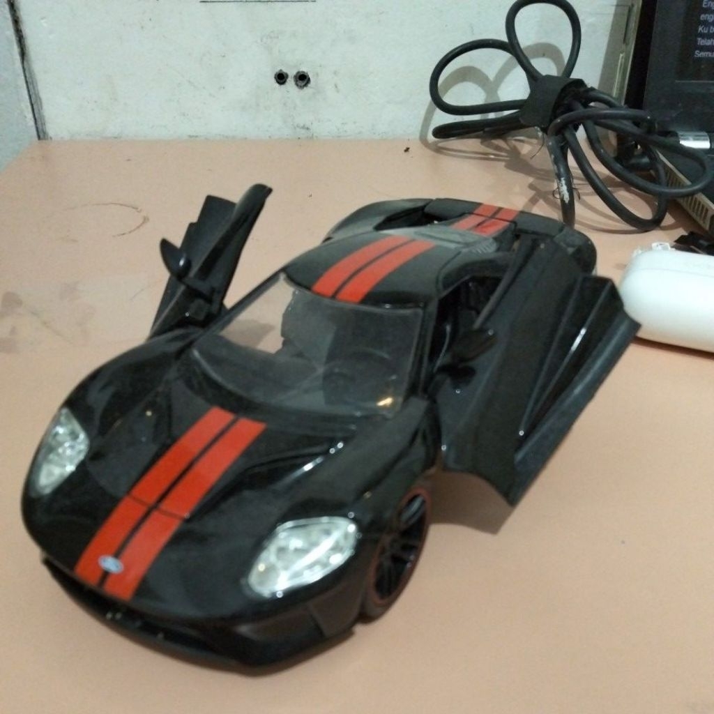 mobil mainan bigtime muscle ford