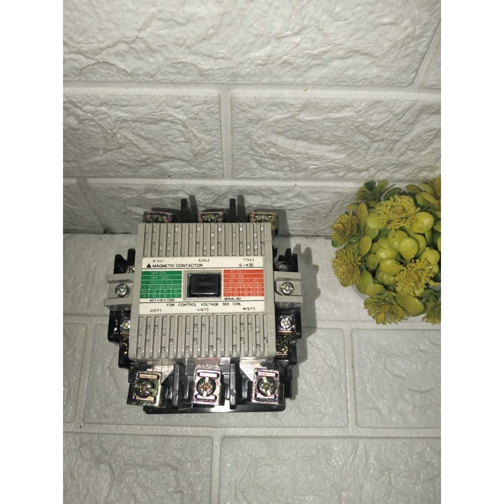 MITSUBISHI MAGNETIC CONTACTOR S-K95 135A 380V-440V KONTAKTOR 135 AMPER