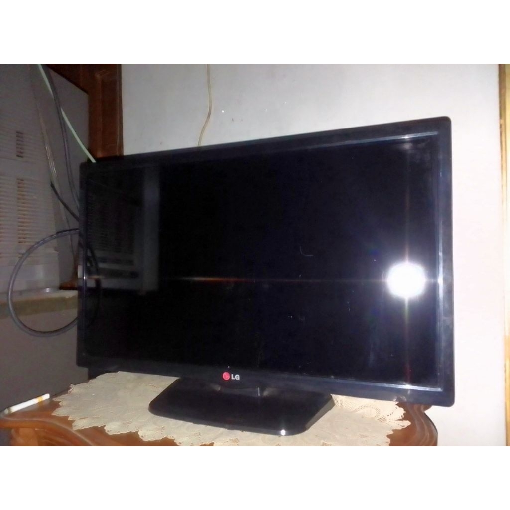 TV LED 24 inch LG 24LB452a Second